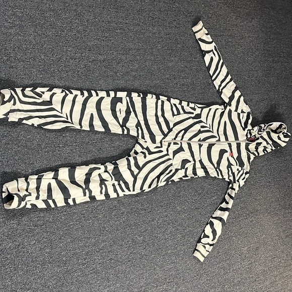 Onepiece ZEBRA SLIM JUMPSUIT OFF-WHITE onesie - Picture 4 of 6